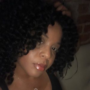 Meet your Posher, Keisha